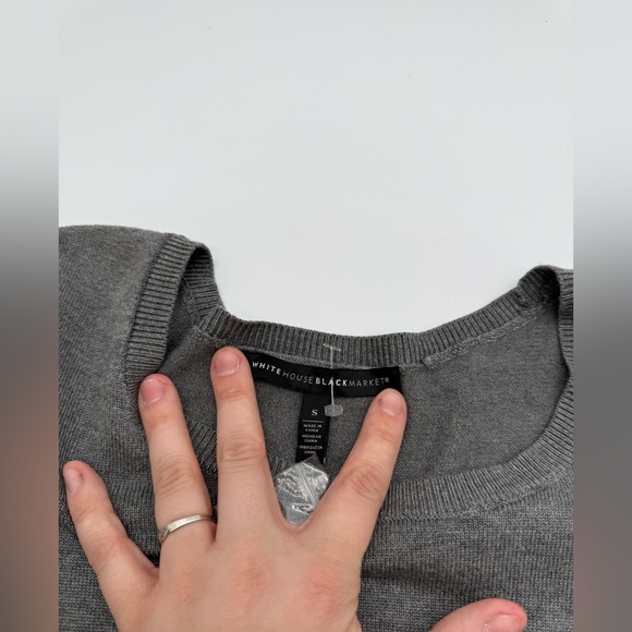Women’s White House Black Market gray Layered Snakeskin Shirt Sweater NWT Sz S - Picture 7 of 13
